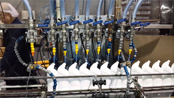 Tipo linear máquina de enchimento do lixívia totalmente automático do limpador de toalete