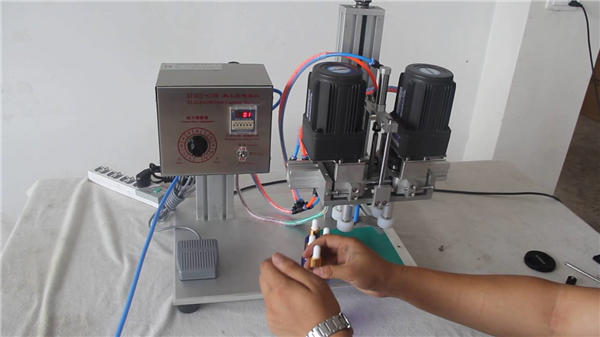 Fabricante de máquina tampando pneumático automático completo