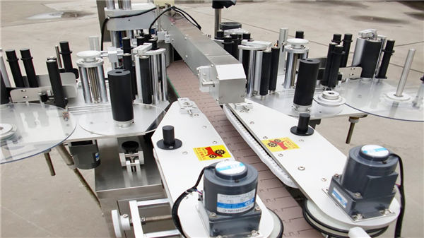 Fabricante automático da máquina de etiquetas das latas de garrafa dos lados dianteiro e traseiro